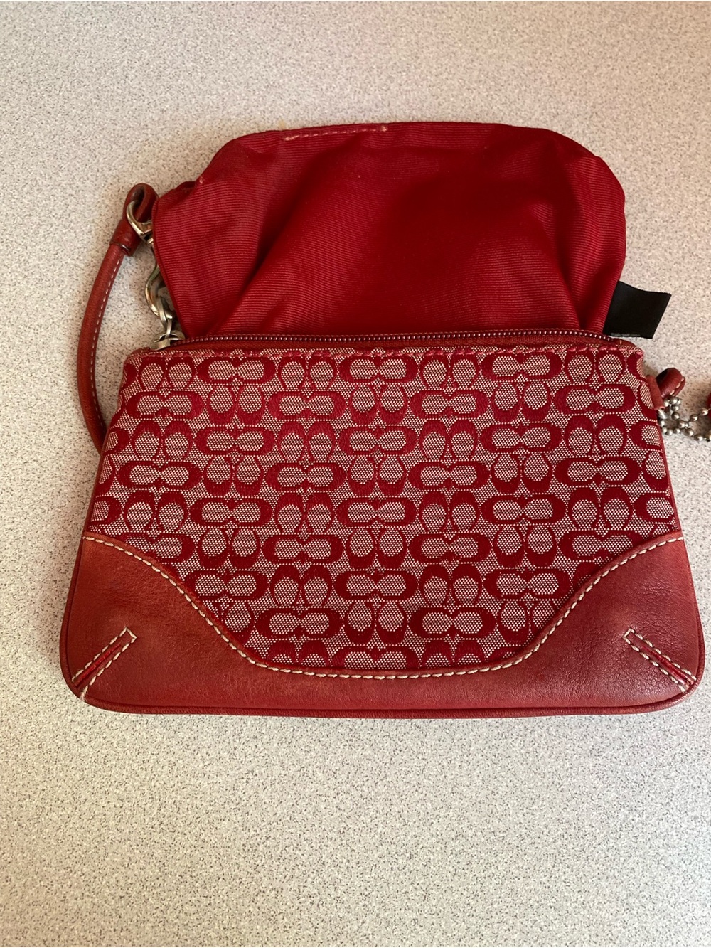 Coach Vintage Signature Soho Wristlet - Picture 14 of 16